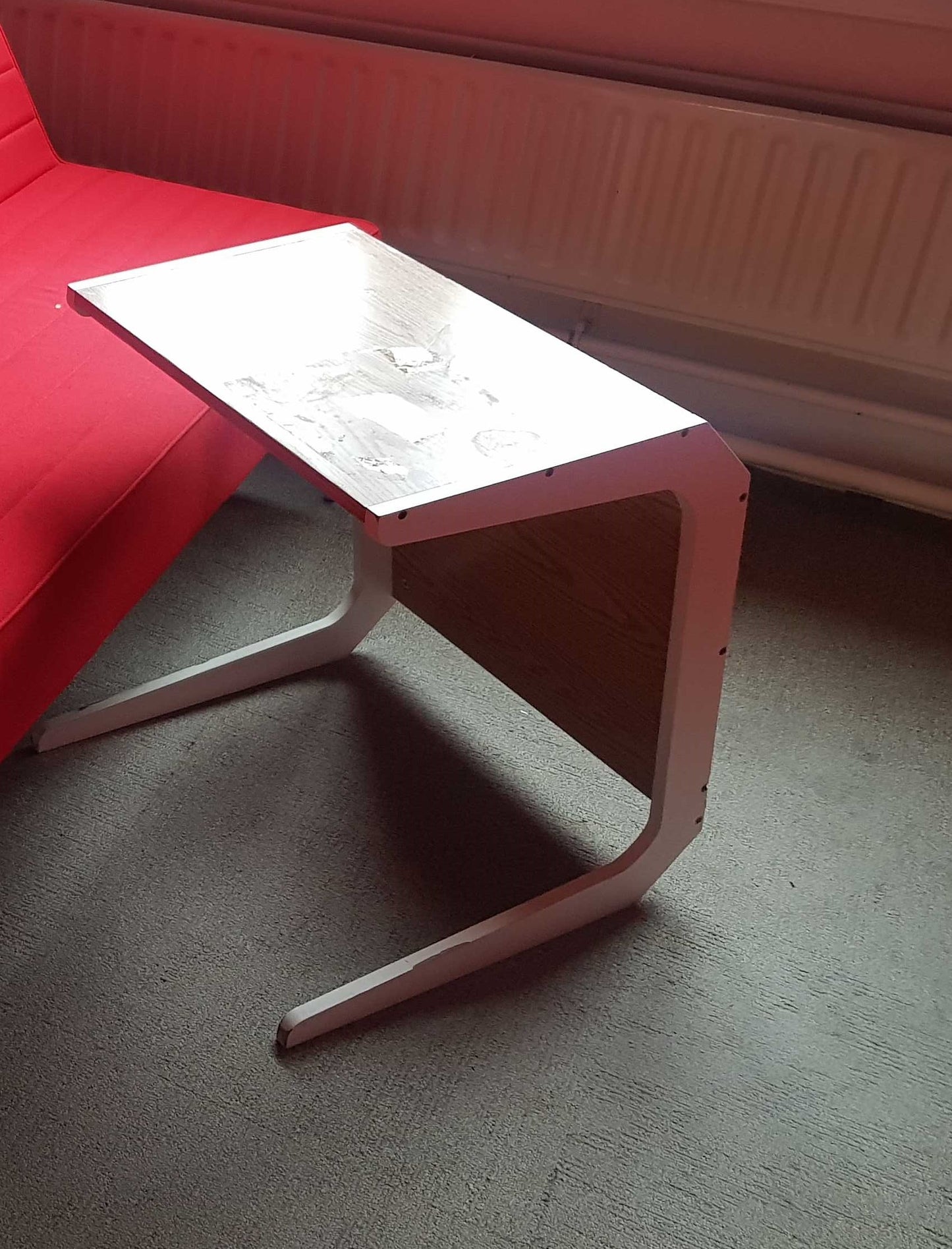 2nd hand Oak and White Laptop Stand Desk Table