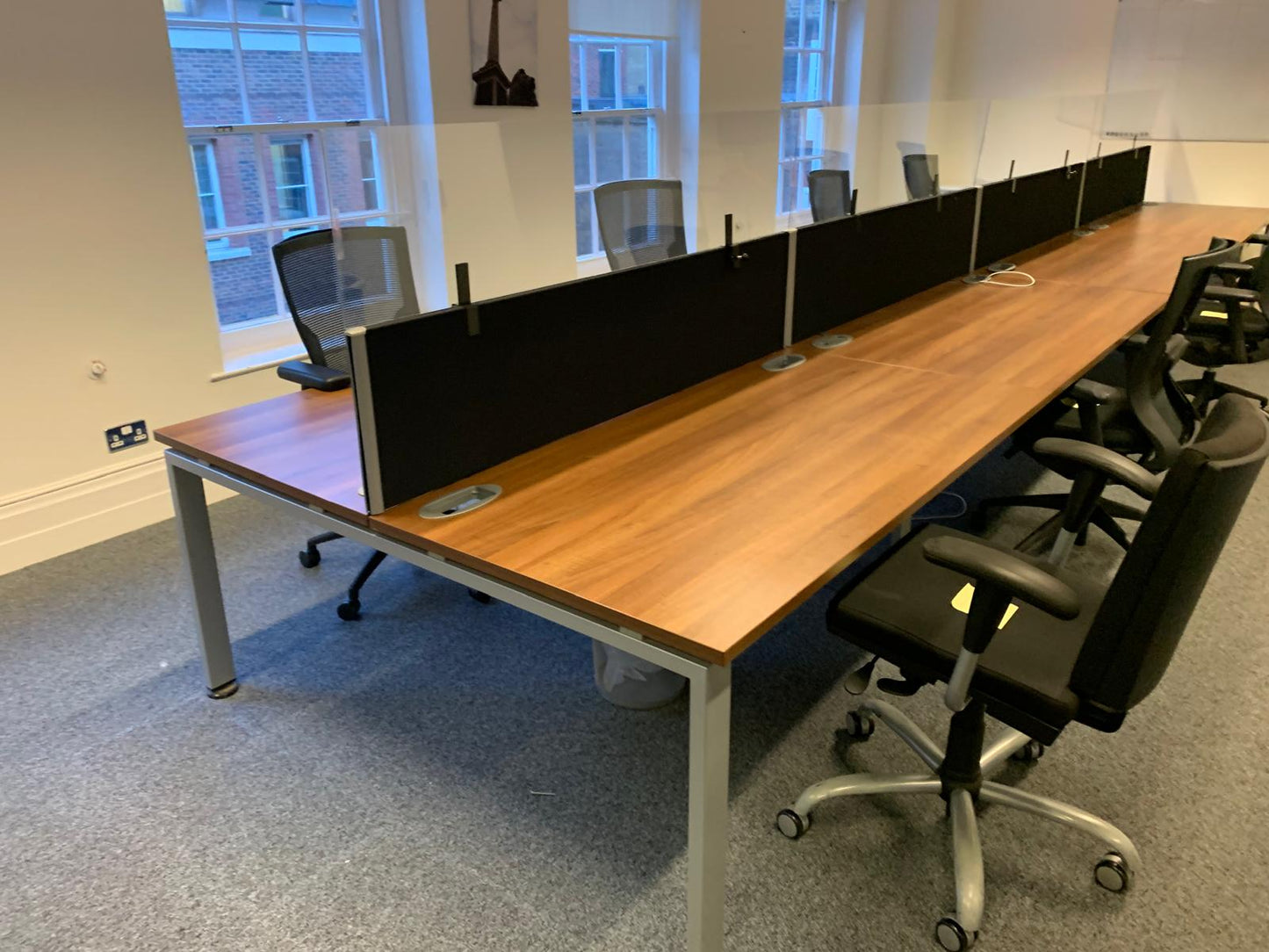 Pre-Owned 8 Pod Office bench desk Walnut 160cm x 80cm