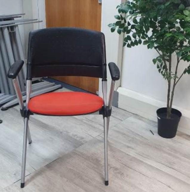 Used Senator Pyramid Multi Purpose Stackable Foldable Office Meeting Training Chair