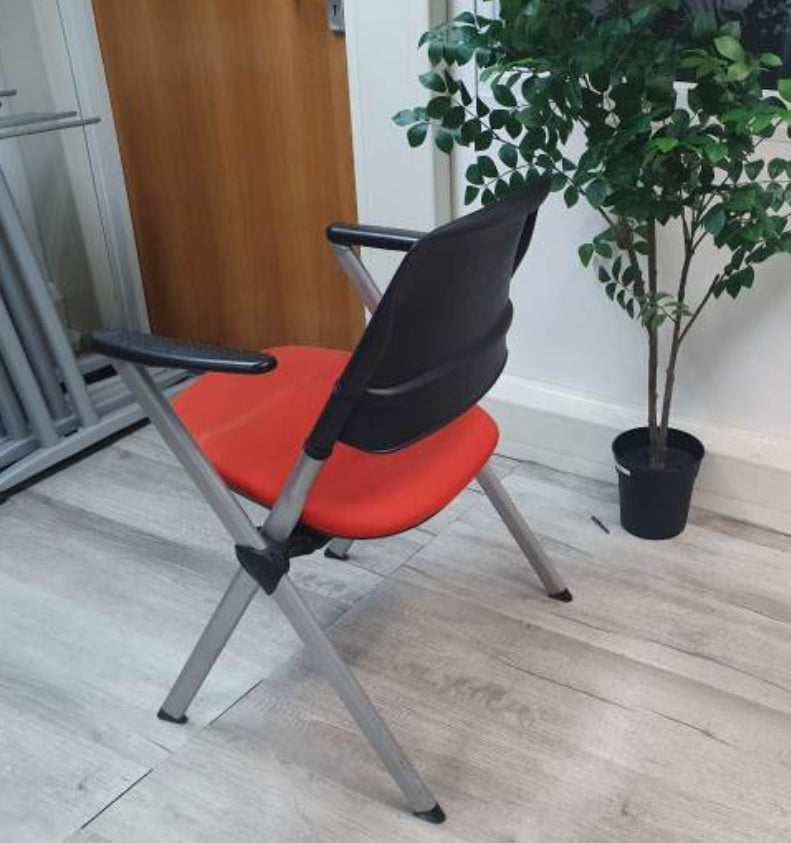 Used Senator Pyramid Multi Purpose Stackable Foldable Office Meeting Training Chair