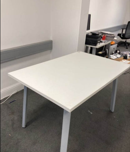 Used White Computer Desk stick leg 120cm x 80cm