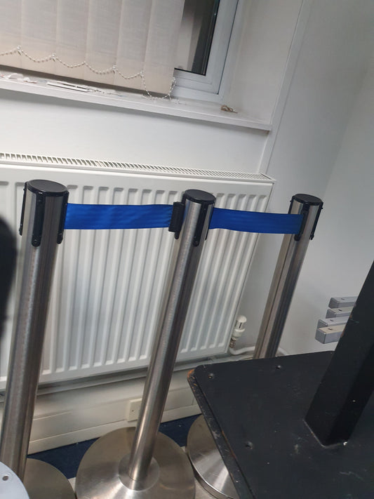 Second hand Used Retractable Strip Belt heavy Duty Steel Que Railing Stand Barrier