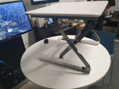 Used Yo yo desk height adjustable white 56 x 70cm